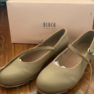 Tan Tap shoes